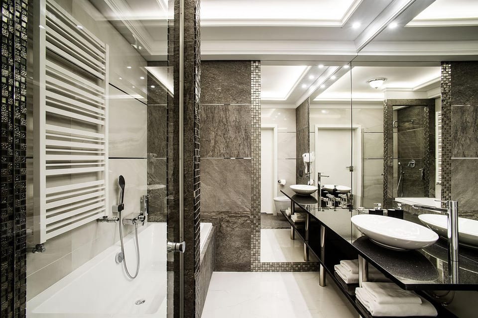 Shower, Bathroom, Bath, towels