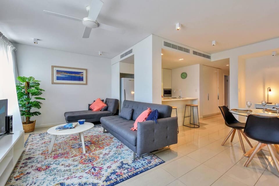 Waterfront Pearl Suite 2 Bed Luxury Apt Apartment in Darwin