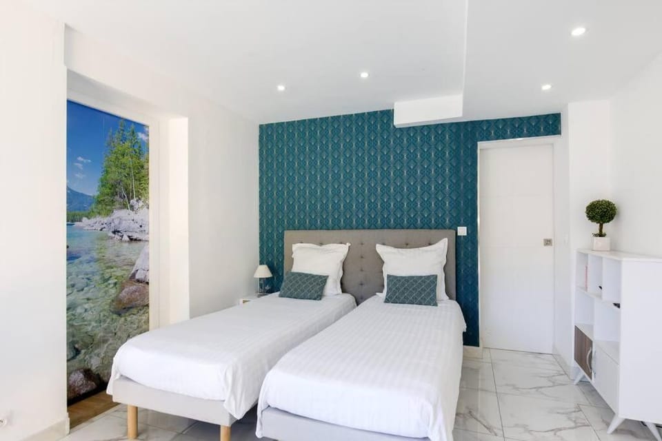 Studio tout confort avec parking et terrasse à Eze village Apartment in Eze