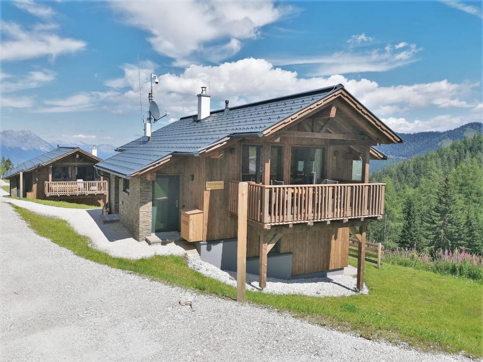 Almresort Sommerschnee Chalet in Salzburgerland