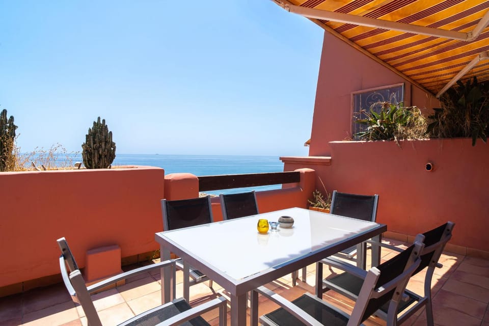 Penthouse Luxury Faro Casasol Apartment in Río de Torrox