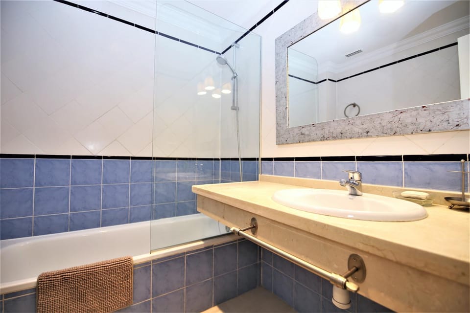 Bathroom, Bath