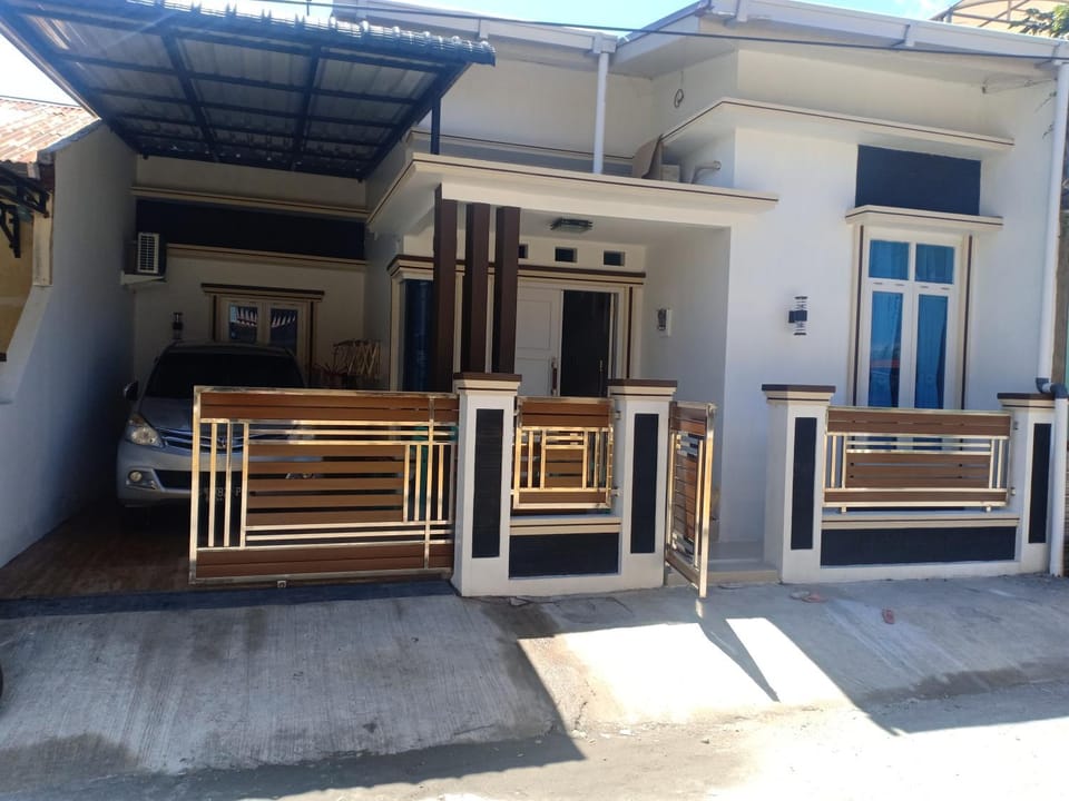 Budi Asih Guest house Syariah House in Padang