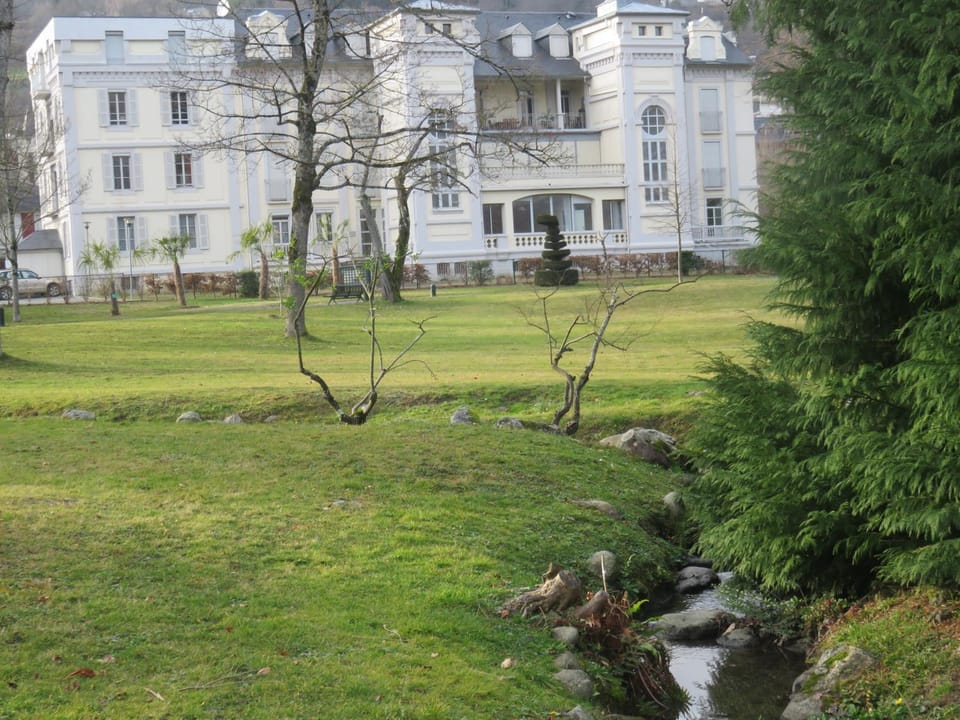 Property building, Natural landscape