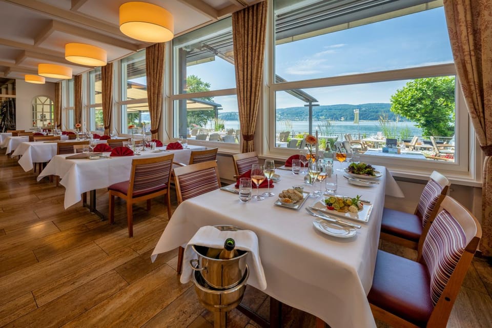 Restaurant/places to eat, Restaurant/places to eat