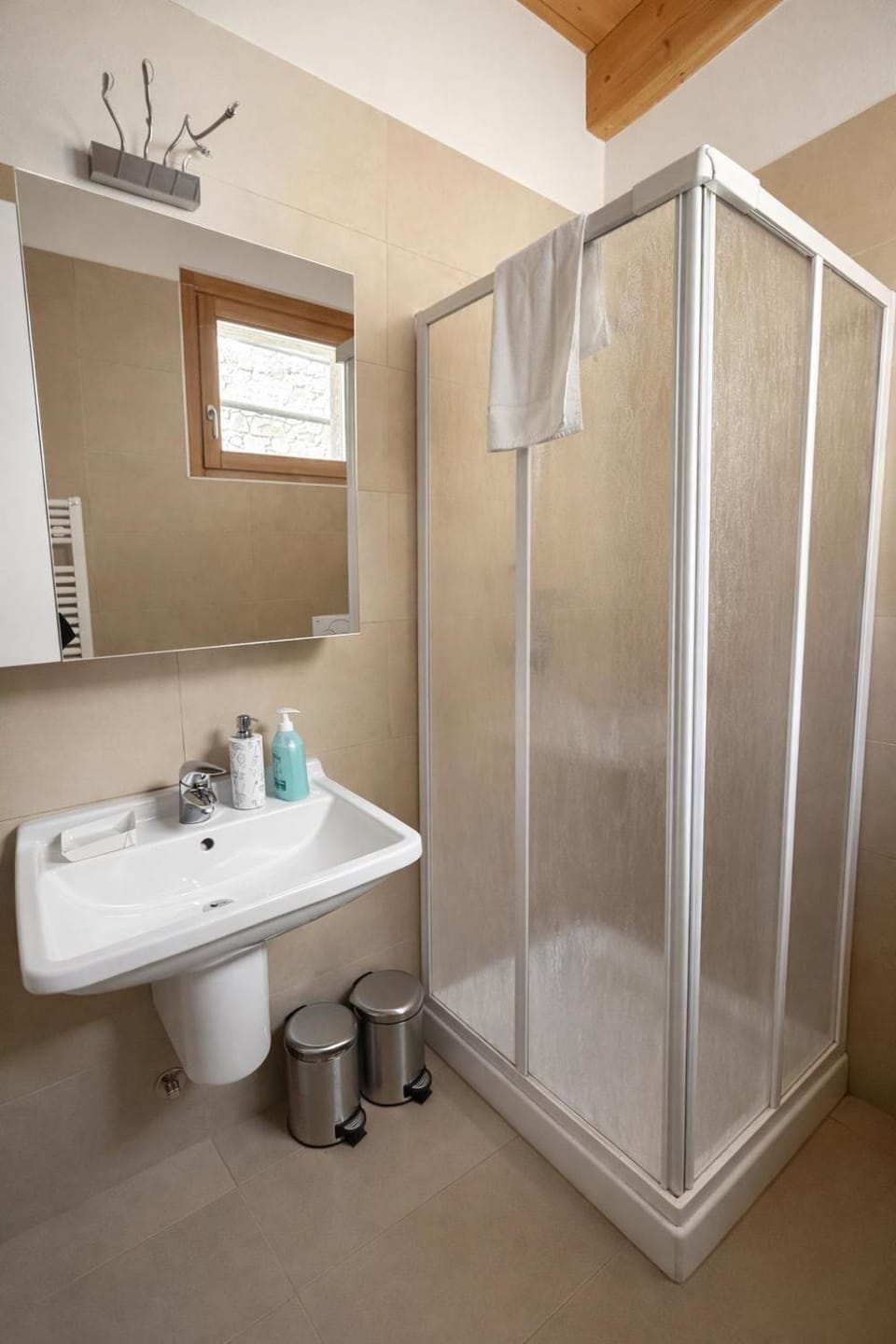 Spectacular views and modern living on Lake Como House in Bellano