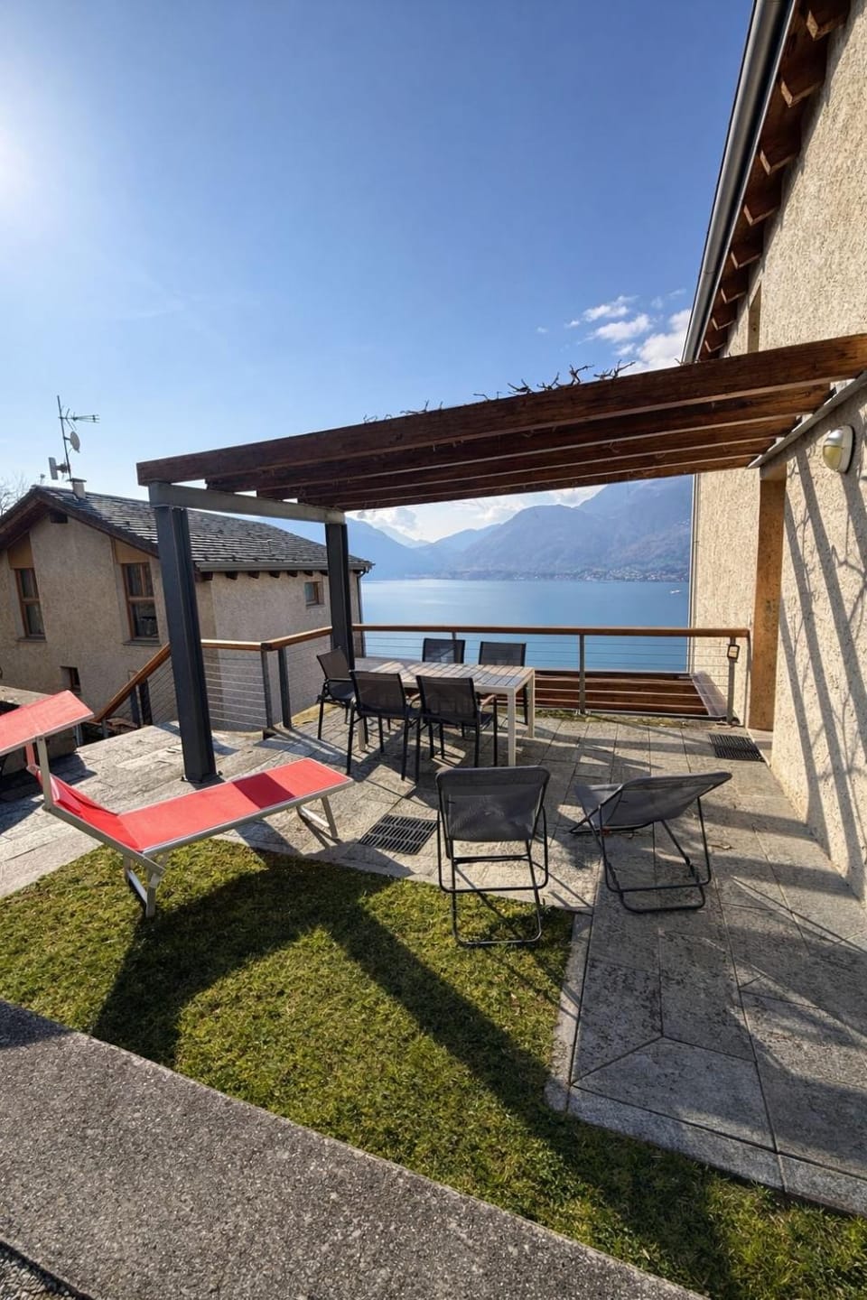 Spectacular views and modern living on Lake Como House in Bellano