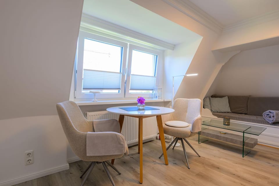Ferienwohnung-NEU-Weidenstieg-OG Apartment in Wenningstedt-Braderup