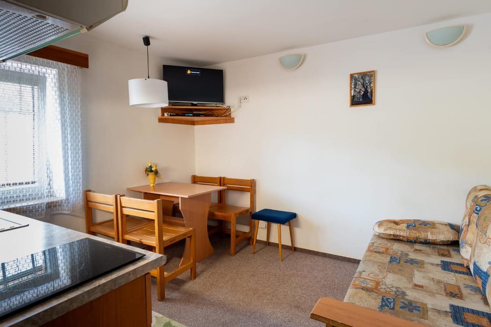 Apartmány Penzion Koula Bed and Breakfast in Lower Silesian Voivodeship