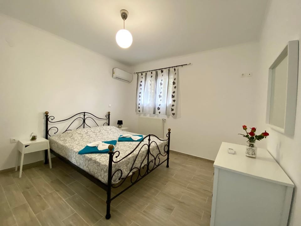 Coralli Pentati 2 "Dimitris Apartments" Apartment in Corfu, Greece
