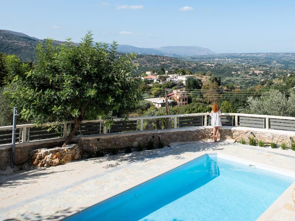 Prinus Country Retreat Apokoronas, heated pool, 13km from the sea Villa in Crete