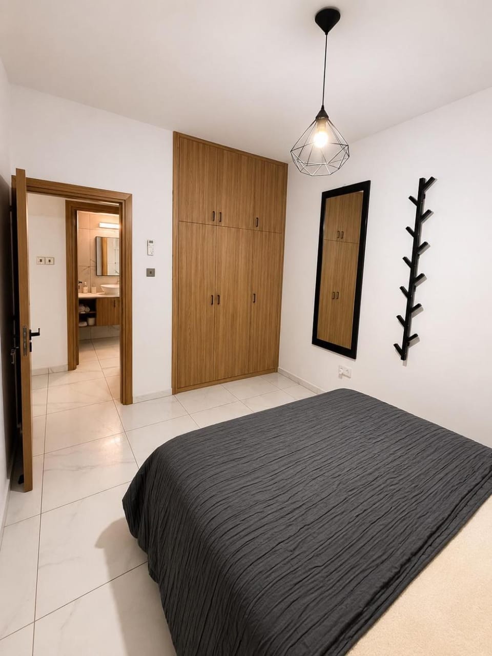 (L.I.H.8) Luxury Industrial House 8 Apartment in Paphos