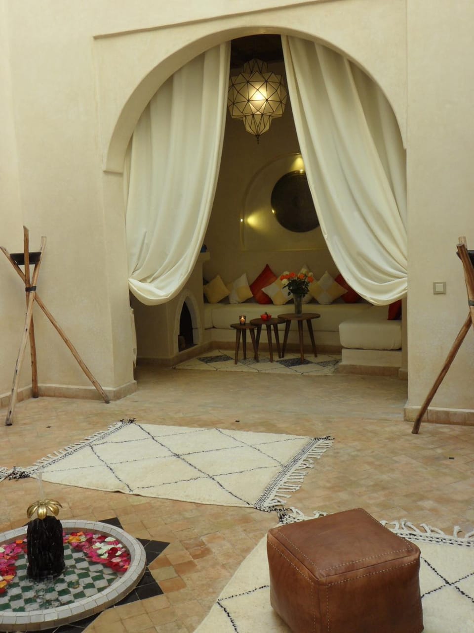 Patio, Living room
