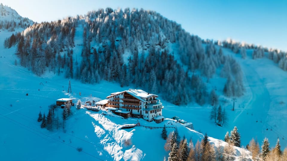 Property building, Natural landscape, Winter, Mountain view
