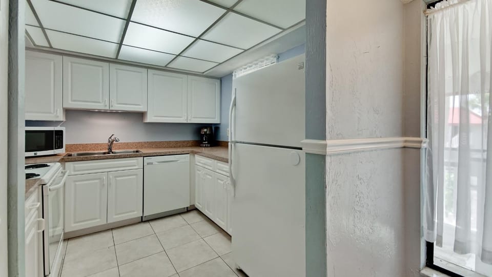 Runaway Bay 242 - 1418878 Apartment in Bradenton Beach