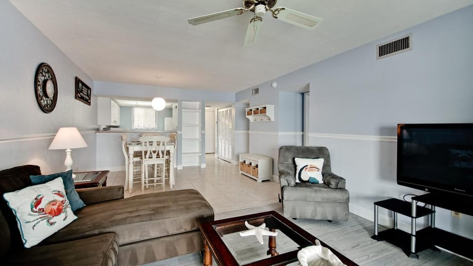 Runaway Bay 242 - 1418878 Apartment in Bradenton Beach