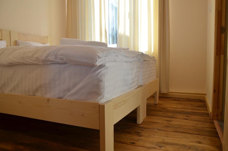 Petit Dilijan Bed and Breakfast in Armenia