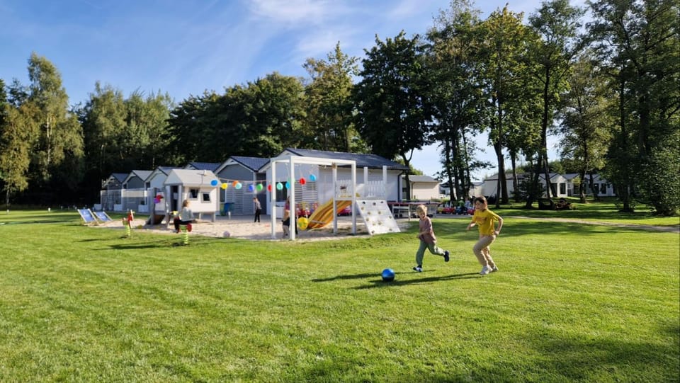 Lumi Resort Domki letniskowe z podgrzewanym basenem Nature lodge in West Pomeranian Voivodeship, Poland