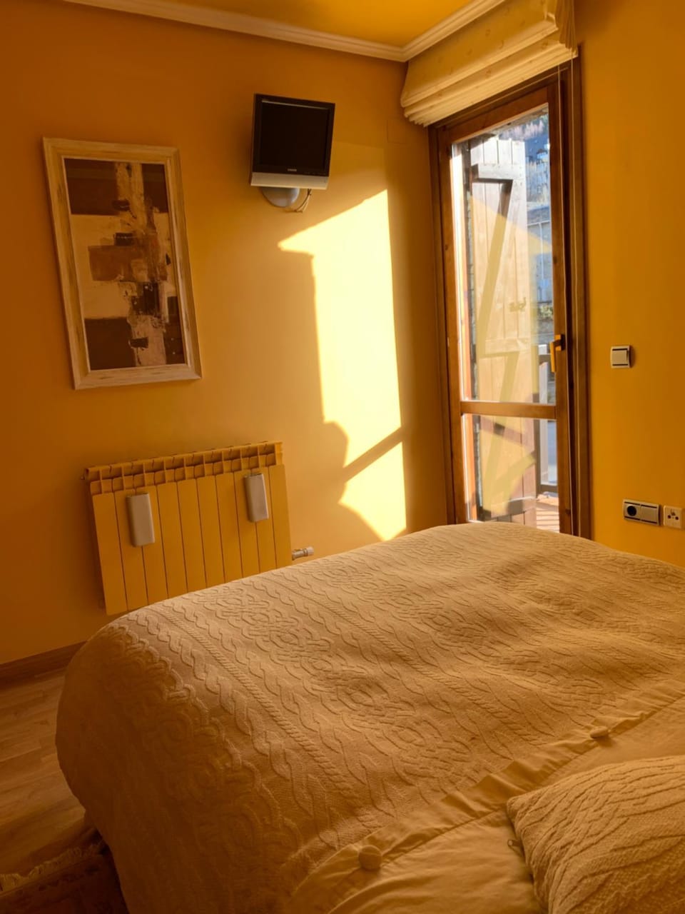 TV and multimedia, Bedroom