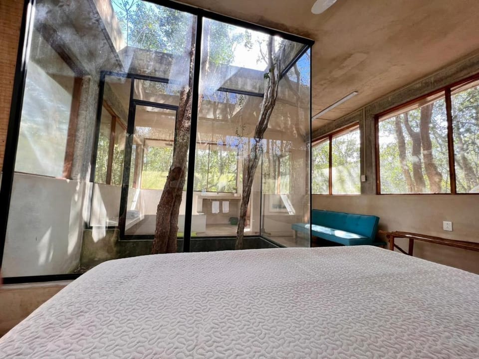 Property building, Bed, Day, Photo of the whole room, Bedroom