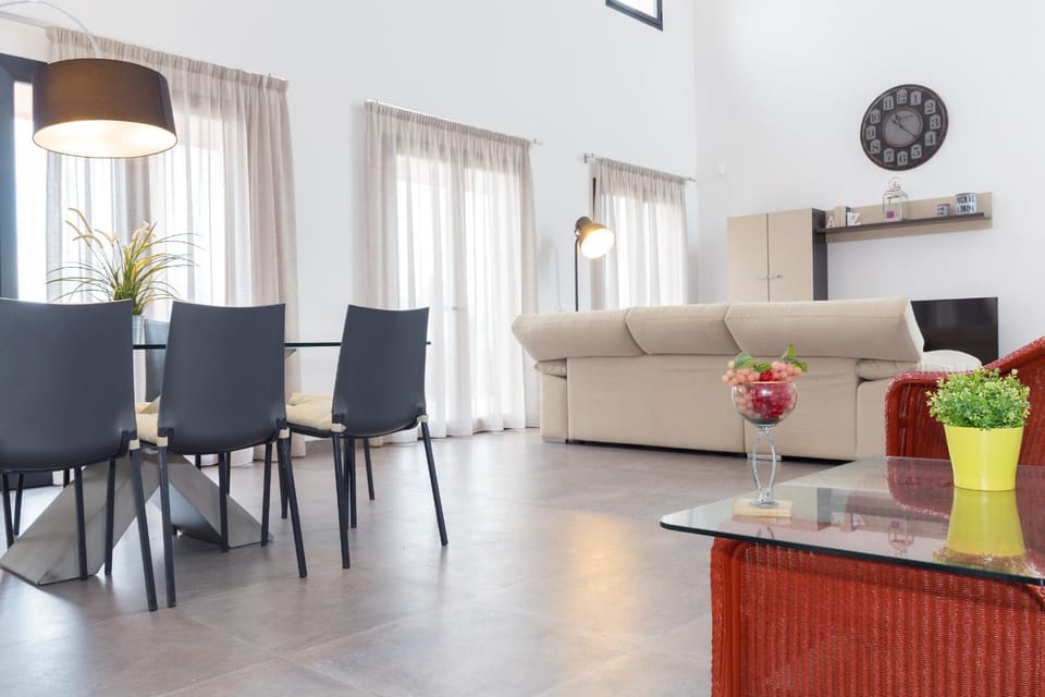 Communal lounge/ TV room, Living room