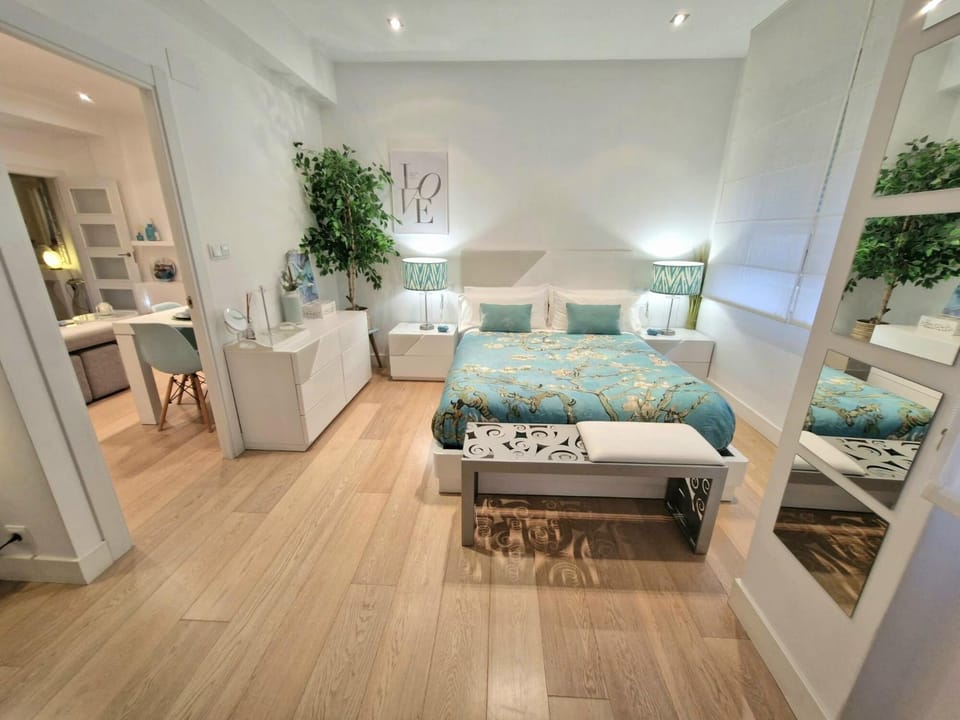 Turquesa :) Parking and Wifi Apartment in Bilbao