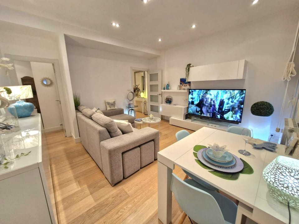 Turquesa :) Parking and Wifi Apartment in Bilbao