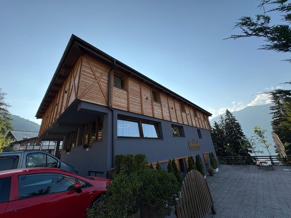 Property building, Day