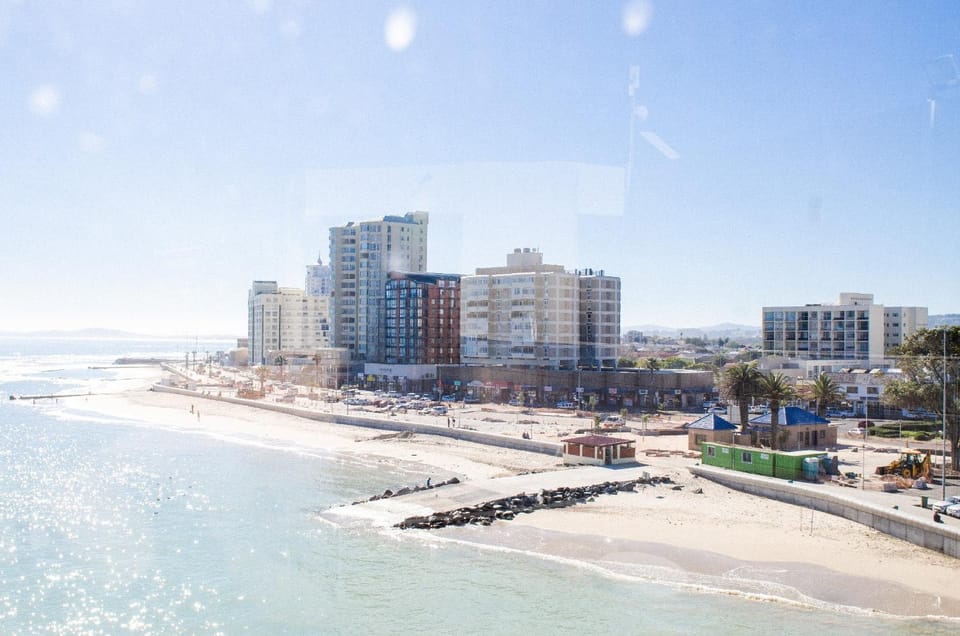 Neighbourhood, Sea view