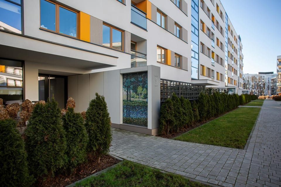 Property building, Facade/entrance