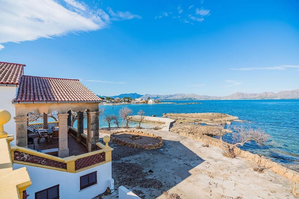 Property building, Beach, Sea view