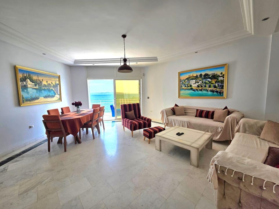 The bleu sea Apartment in Tunis Governorate, Tunisia