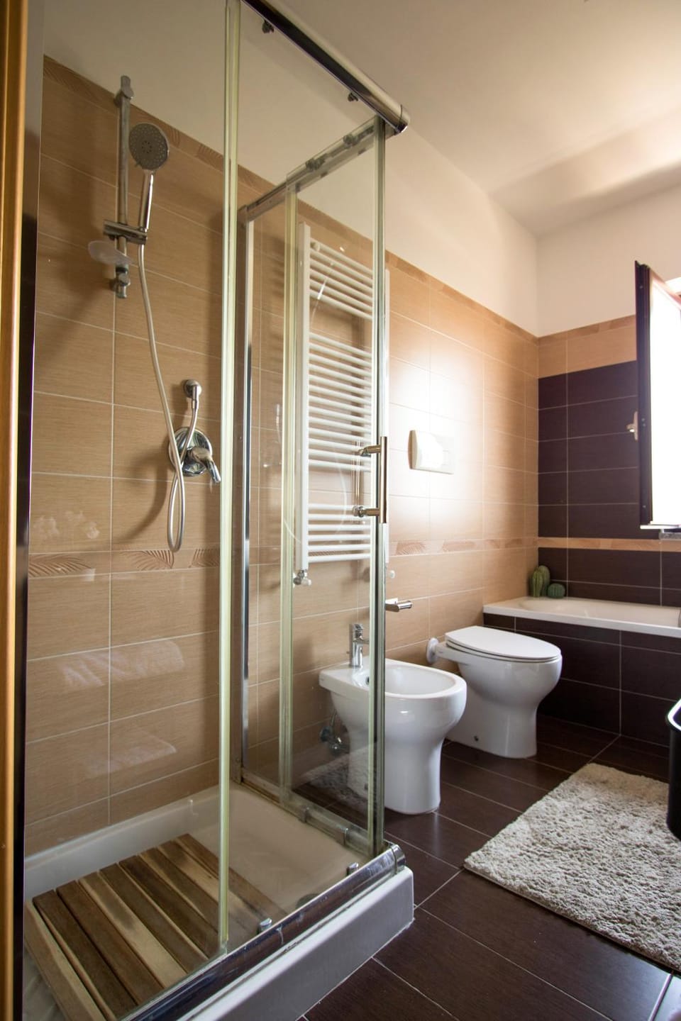 Shower, Bathroom