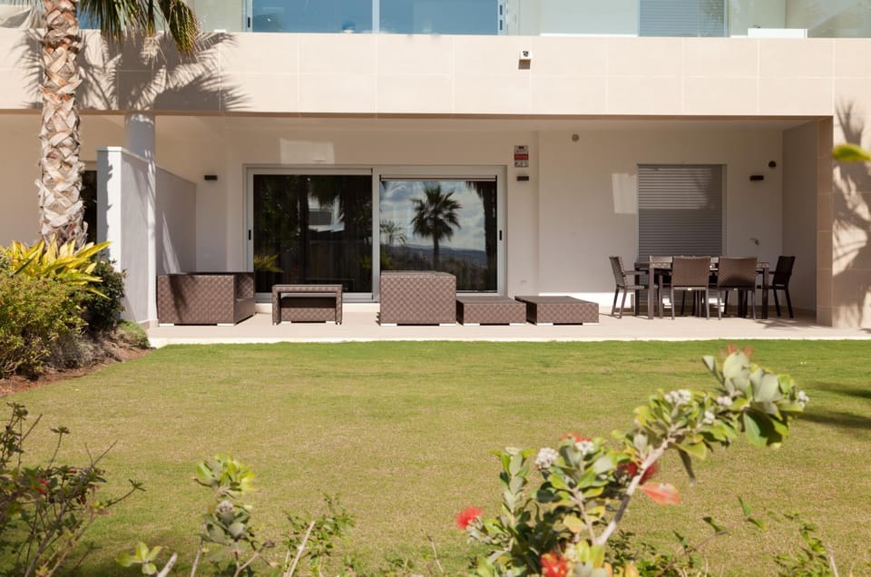 Garden, Balcony/Terrace