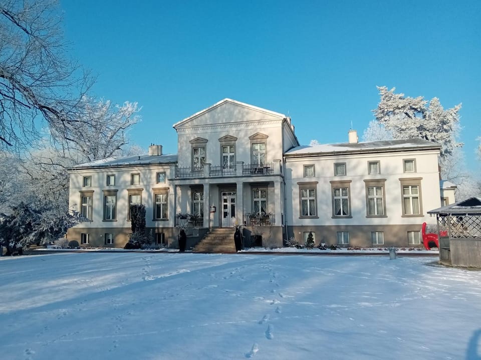Property building, Winter