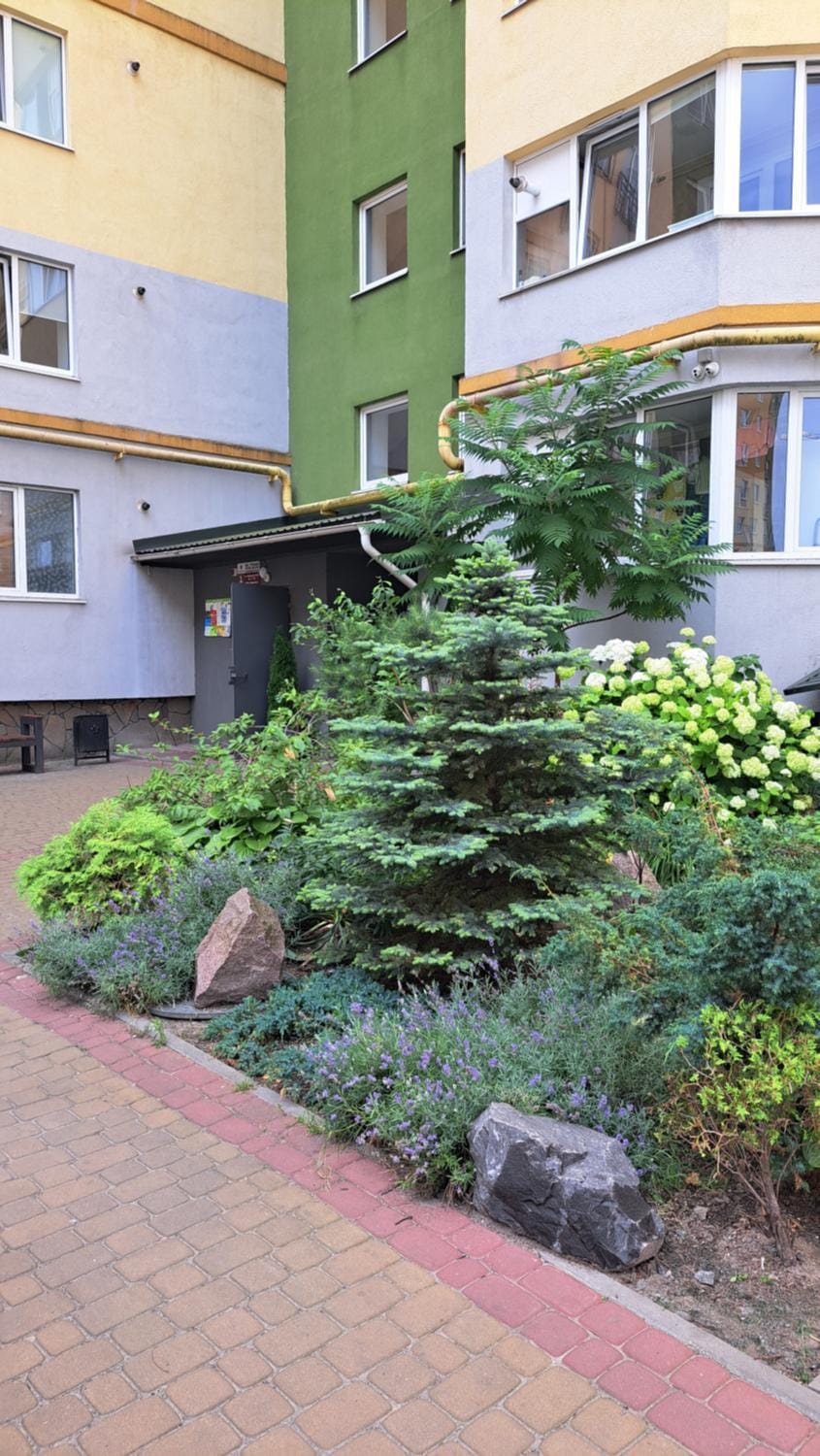 Апартаменти центр міста біля жд вокзалу Перемоги Apartment in Ukraine