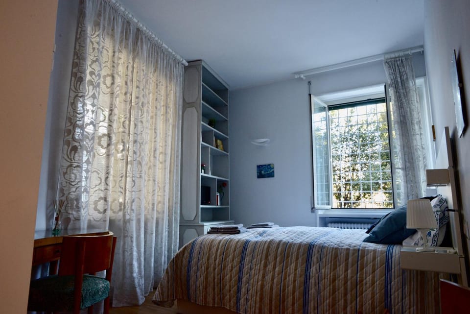 Other, Photo of the whole room