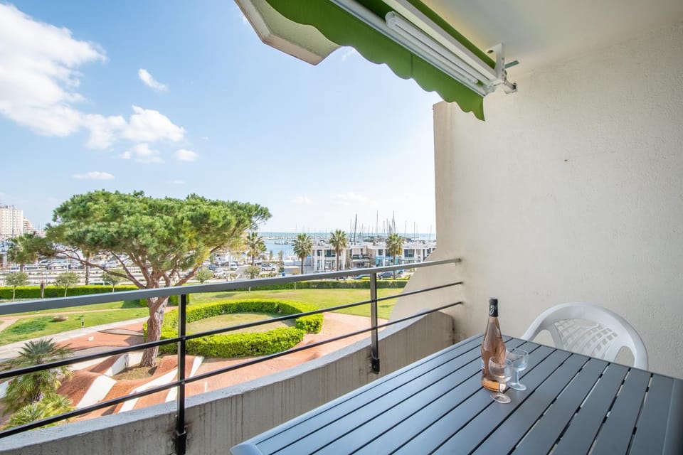Garden, Garden view, Landmark view