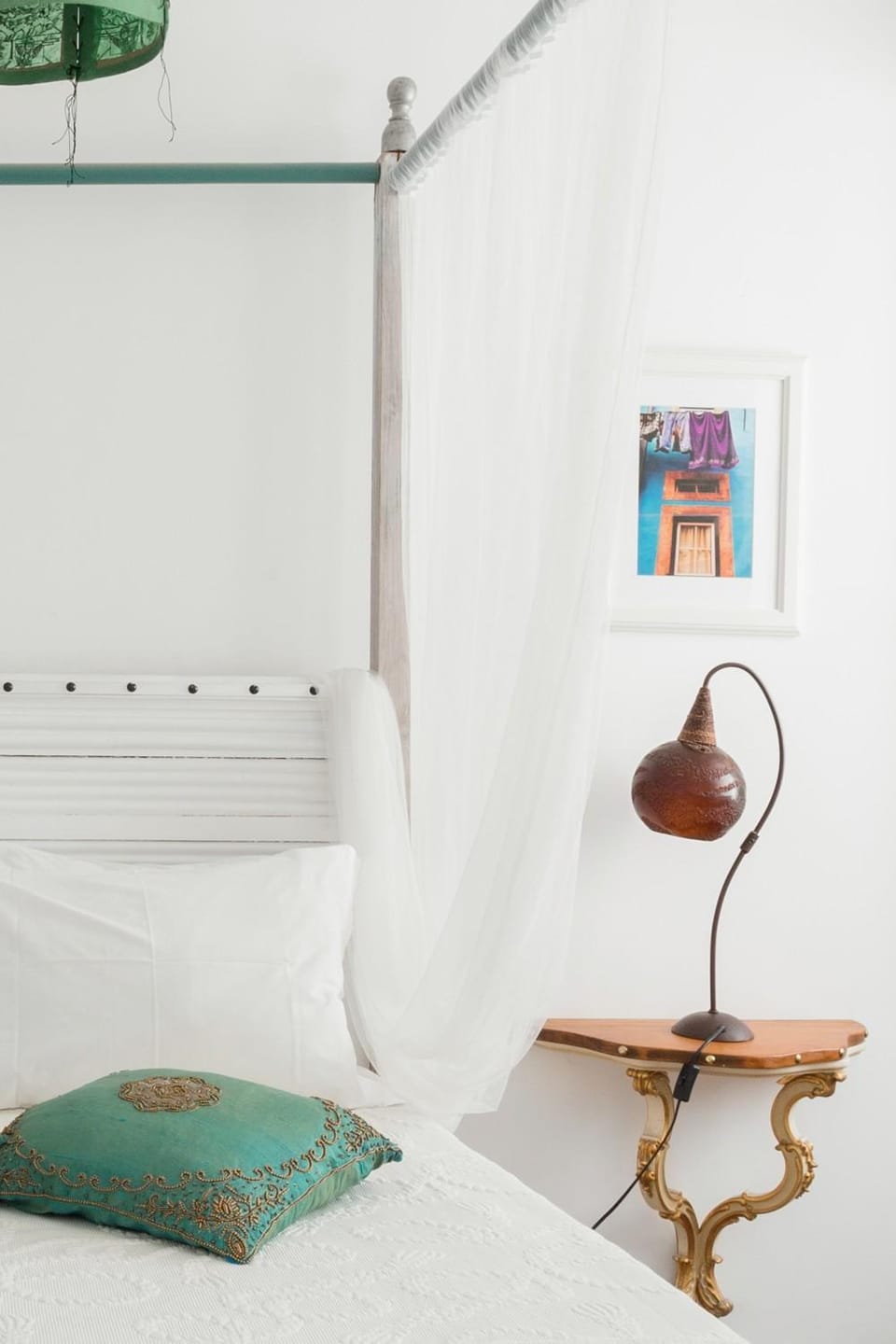 Bed, Decorative detail, Bedroom