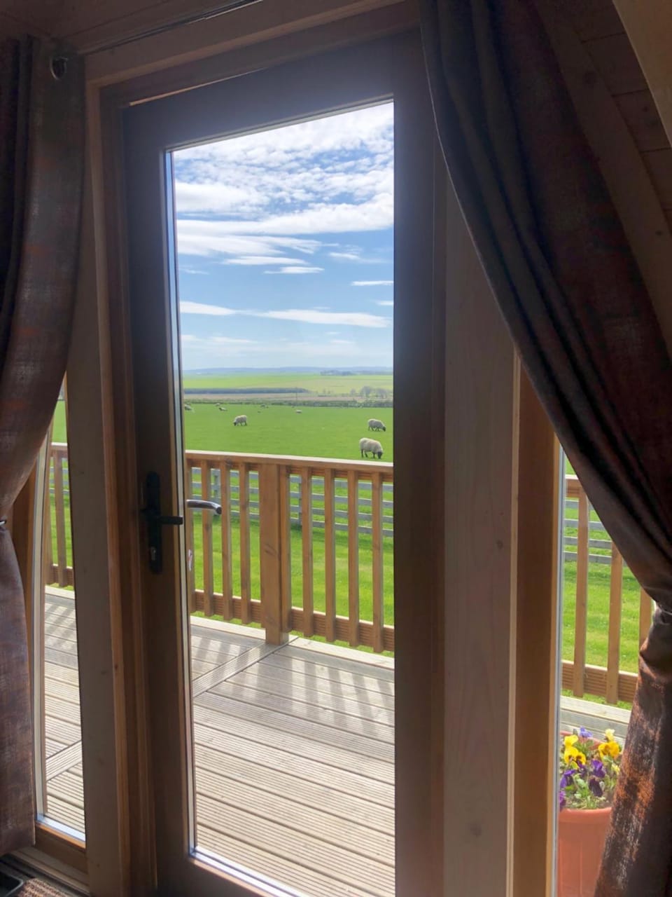 Caithness View Luxury Farm Lodges and BBQ Huts Chalet in Scotland