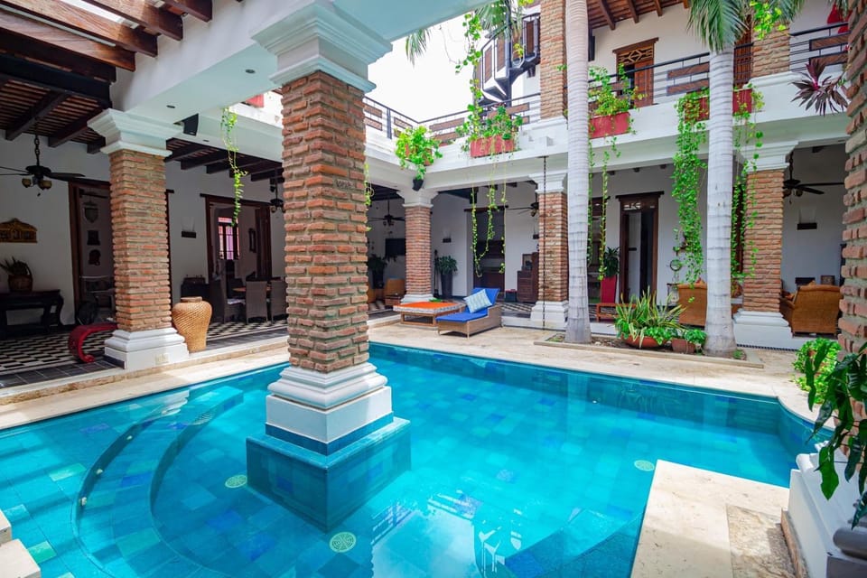 Swimming pool, Swimming pool