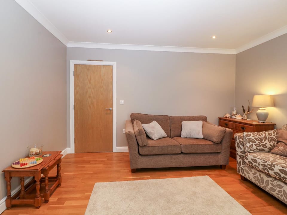10 Pen Llanw Tides Reach Apartment in Rhosneigr