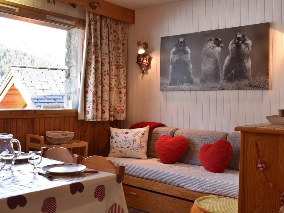 Studio cosy 4 pers, centre Méribel, pistes à 50m, proche commerces et restos - FR-1-180-312 Apartment in Les Allues