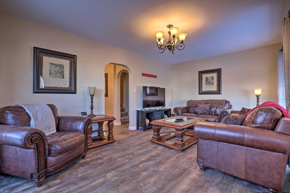 Downtown Cedar City House < 1/2 Mi to SUU Campus! House in Cedar City