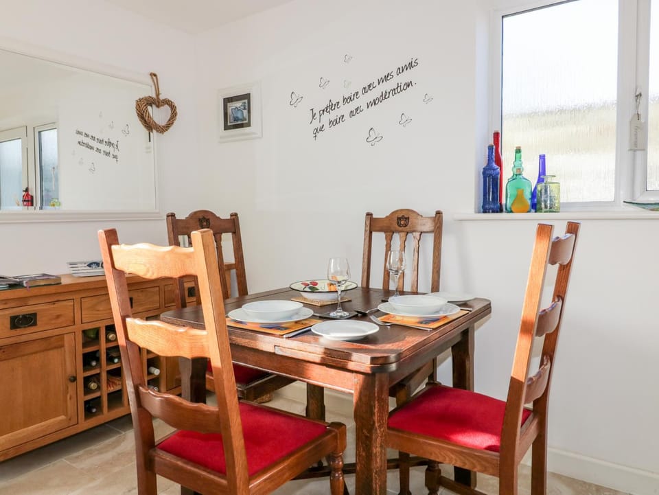 3 Spyrys Heyl Apartment in Newquay