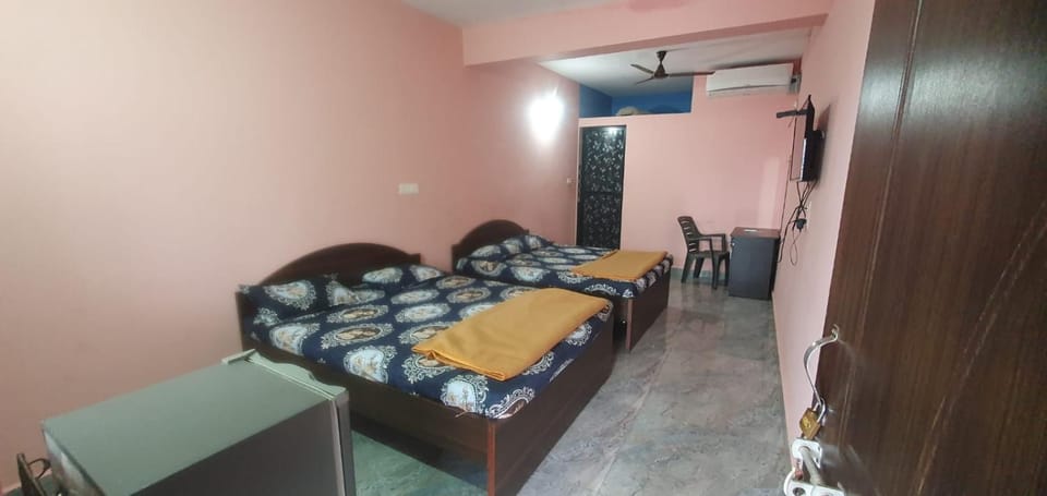 SeaFront Guest House Bed and Breakfast in Goa, India