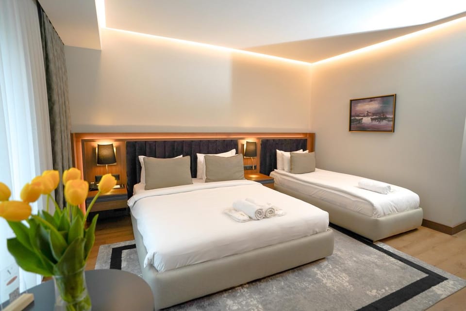 Bed, Photo of the whole room, Bedroom