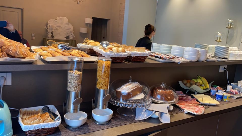 Buffet breakfast