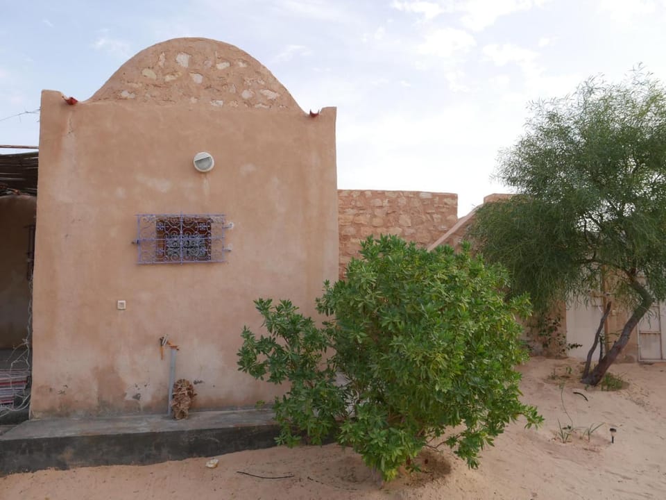 Grand Sud, la maison de sable Bed and Breakfast in Tunisia