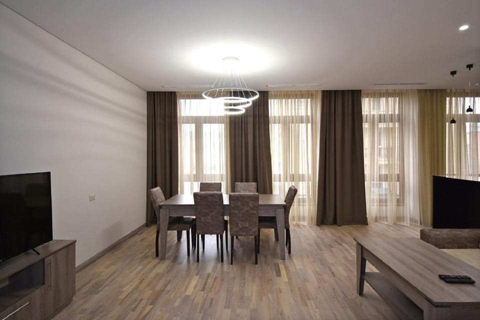 Northern Avenue 2 bedroom Newly Renovated and Modern apartment HH101 Apartment in Yerevan